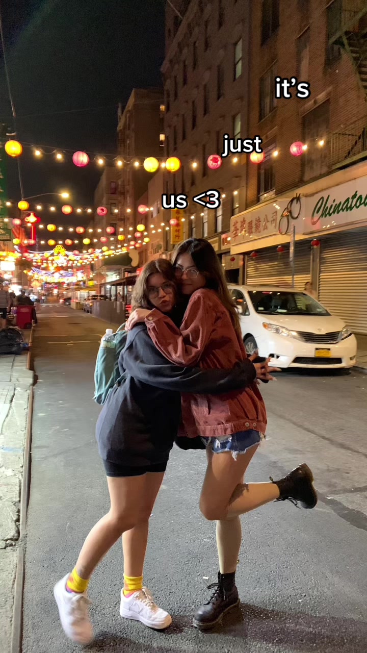 @julia and marina :)