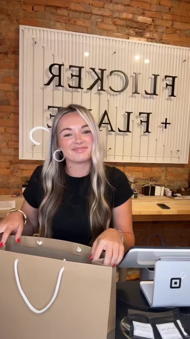@Flicker & Flame Candle Co