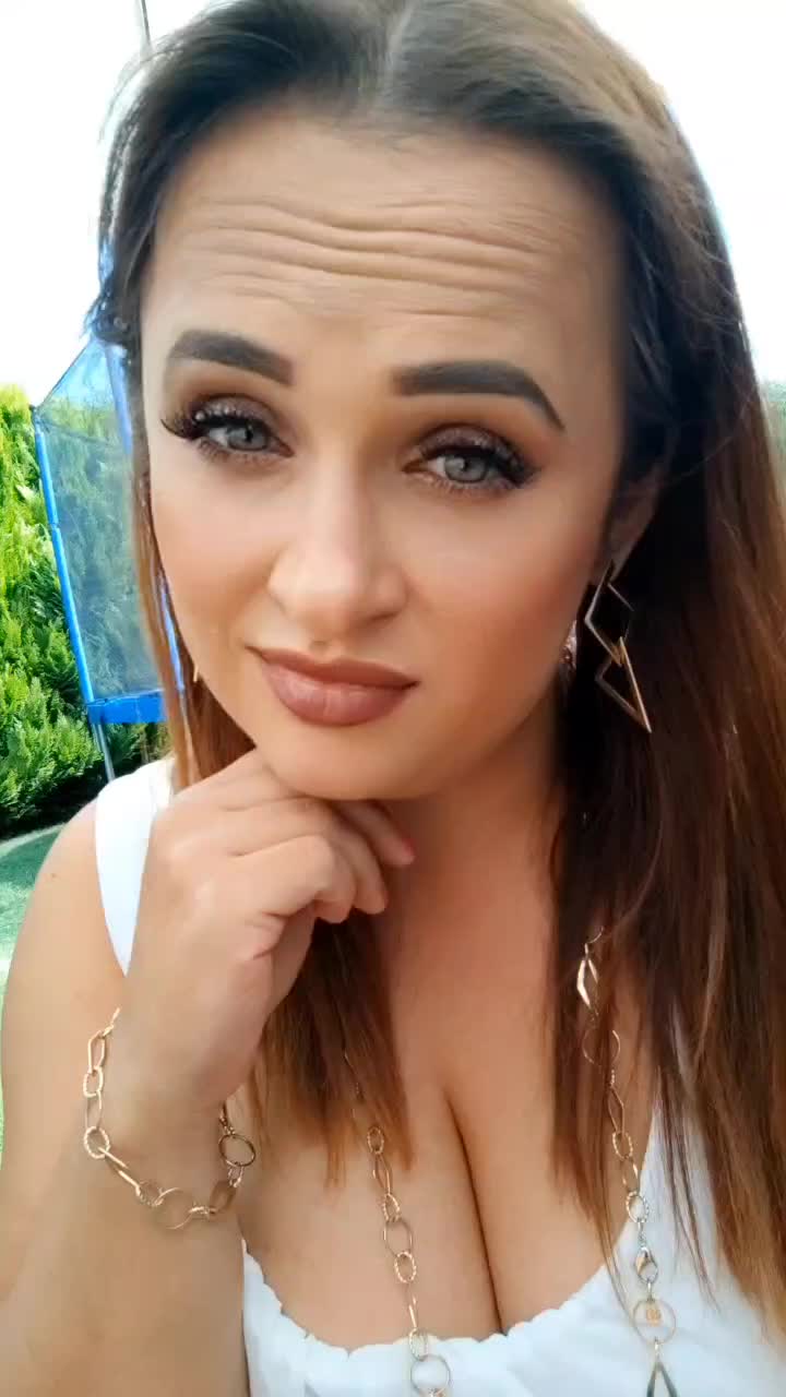 @🇩🇪 _Monica_ 🇵🇱