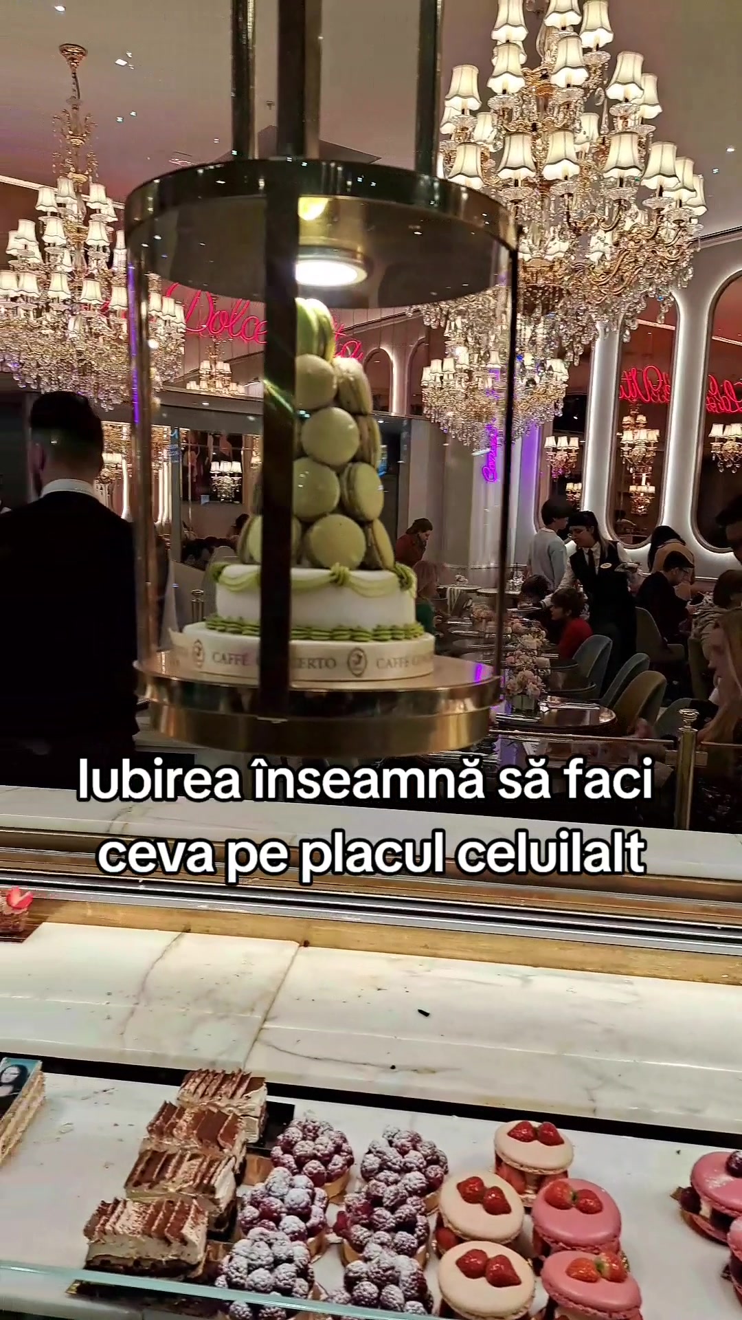 @Dora