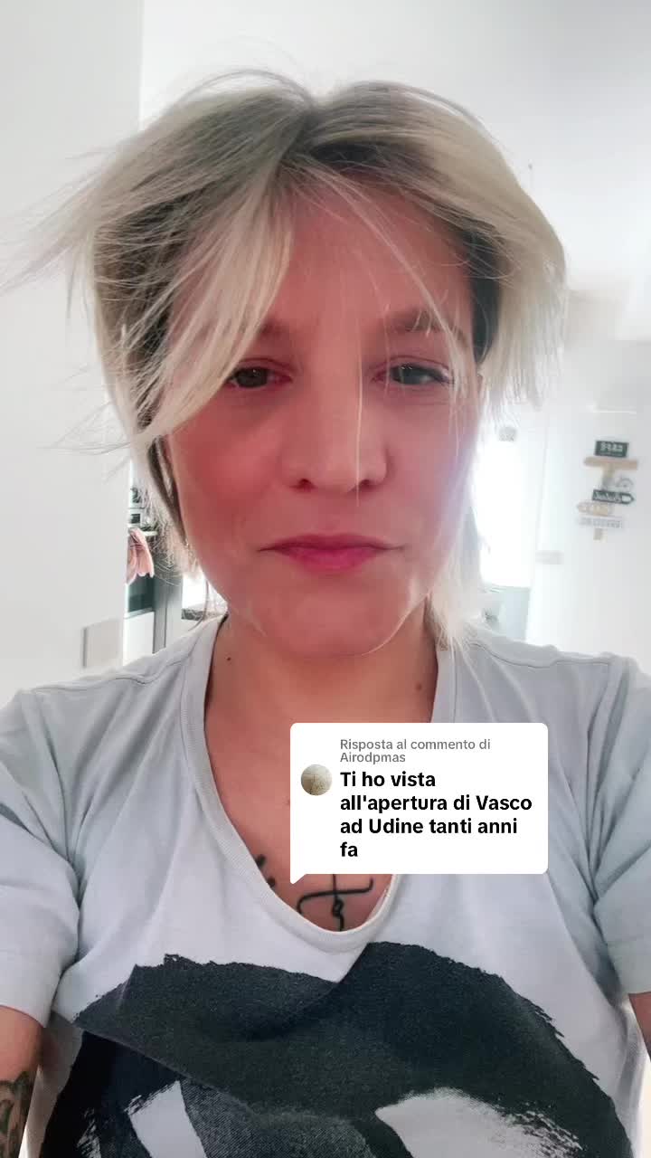 @Laura Bono Official