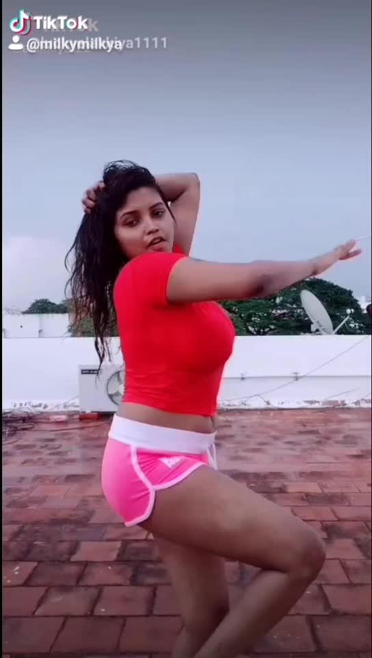 @luckyelakkiya9