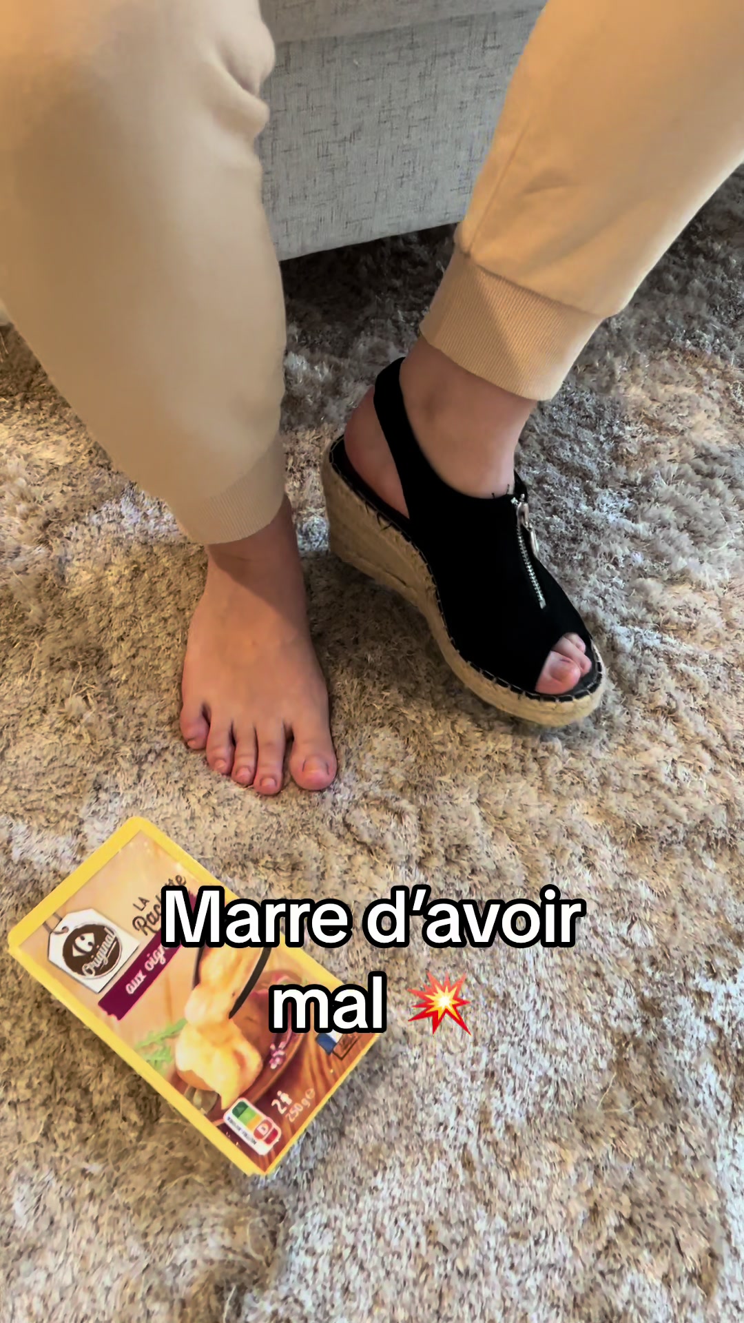 @Feetfoots.com