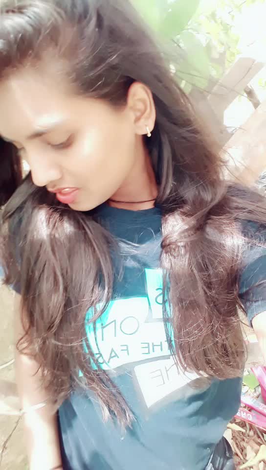 @shizuka 🖤........👸