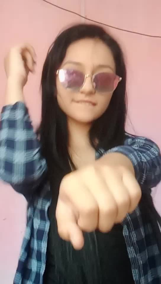 @😎__Tich__😎