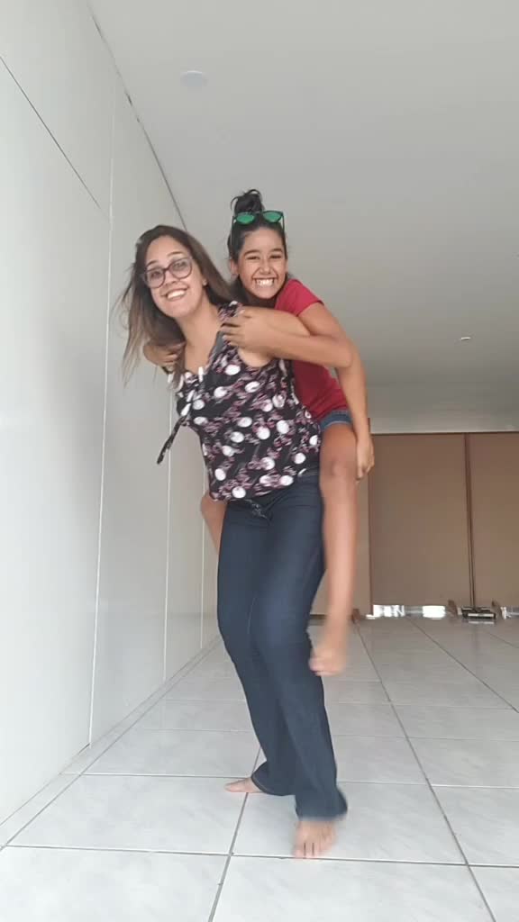 @michelenunes
