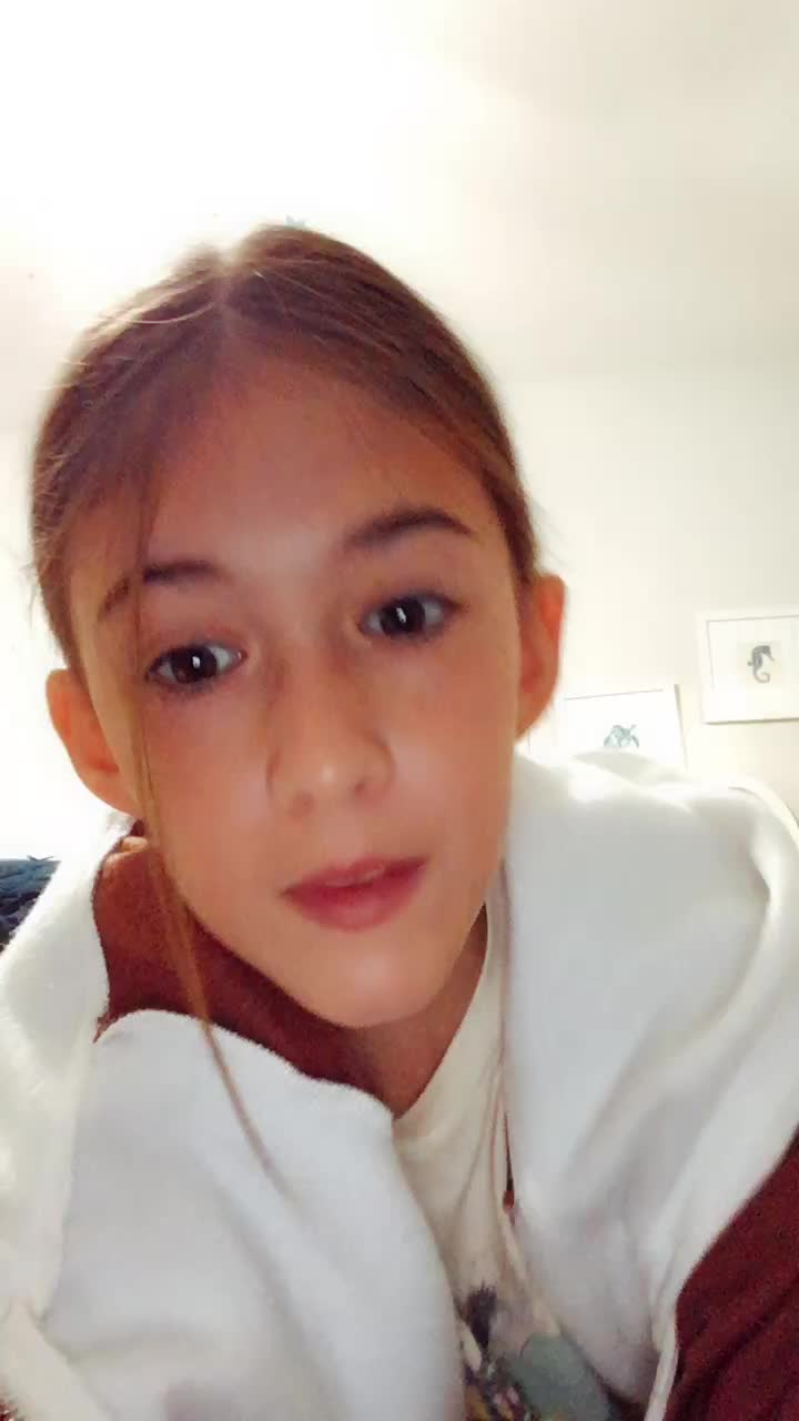 @leslieannwilliamson