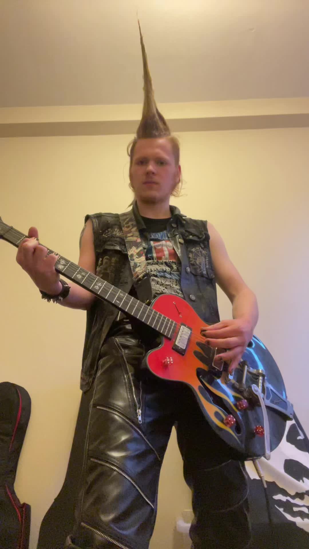 @Erotten77