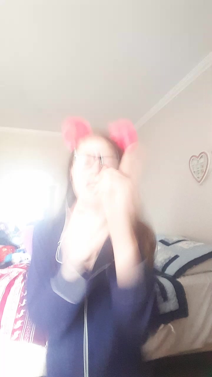 @Analove_playzz