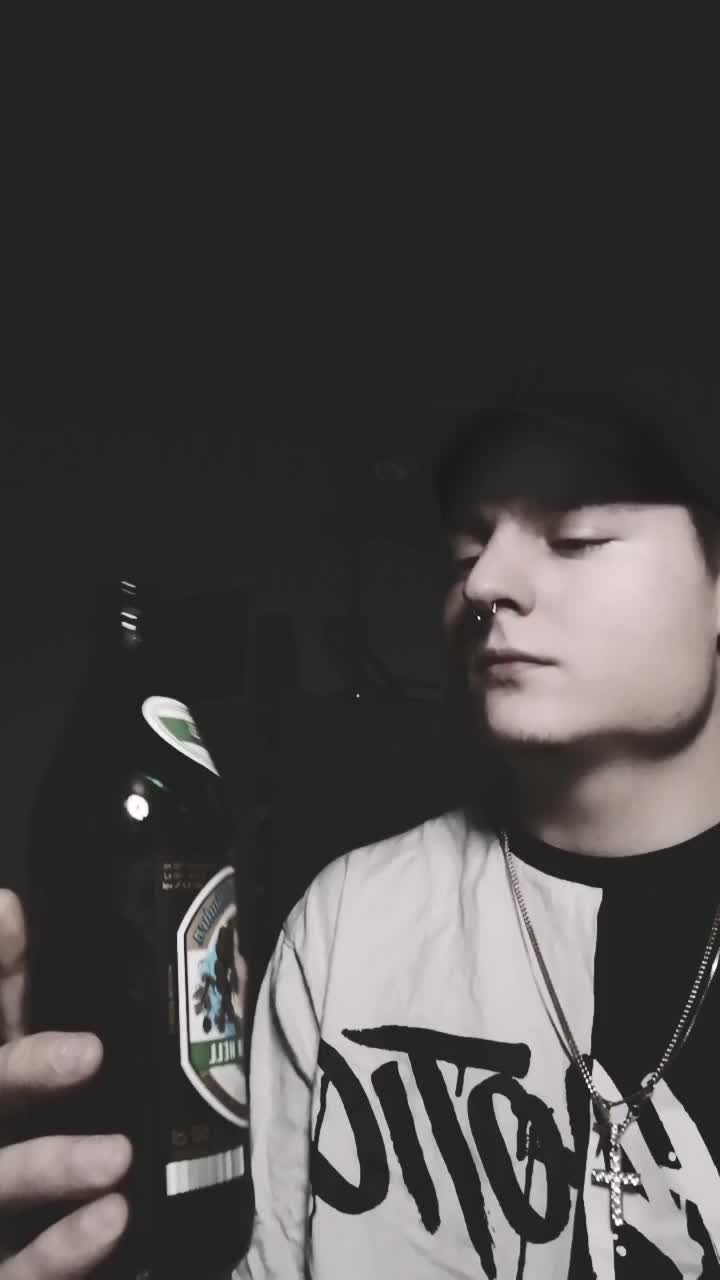 @_KLEINERWOLF_