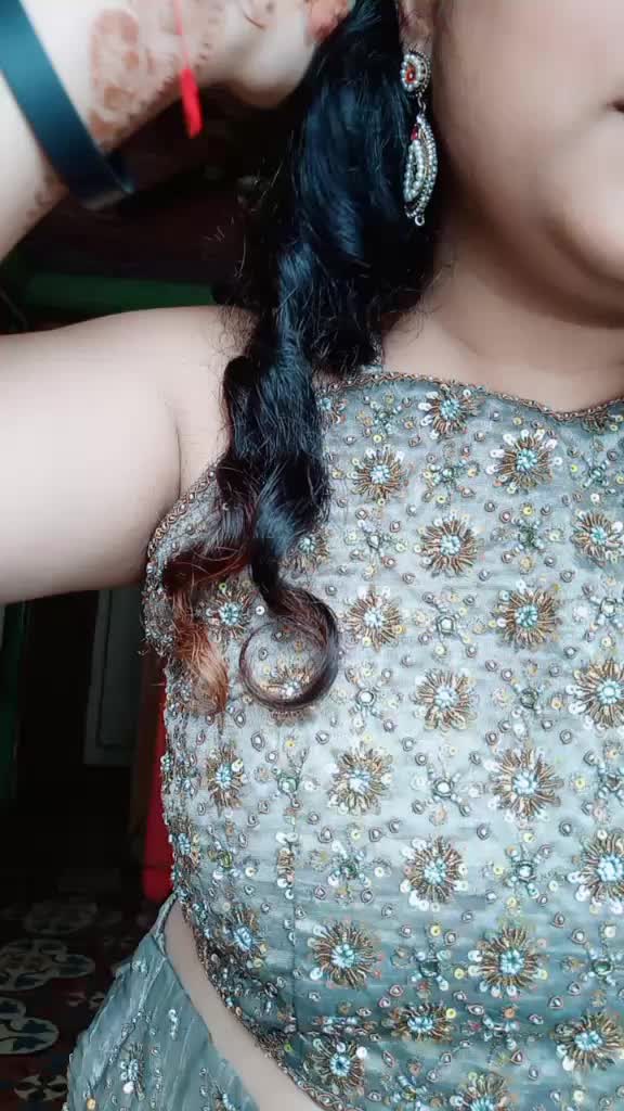 @Roshani_Makhija