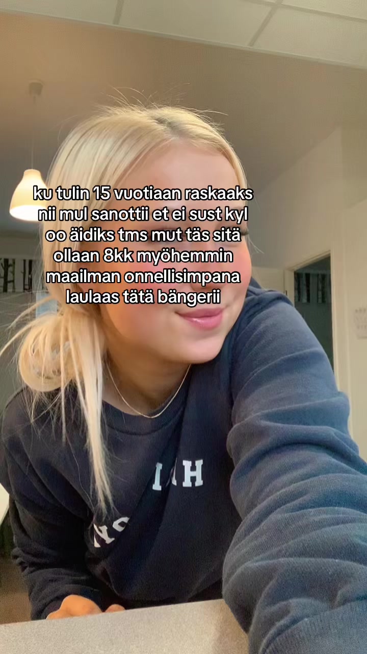 @Minni🌸