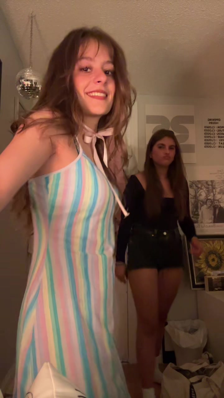 @bella