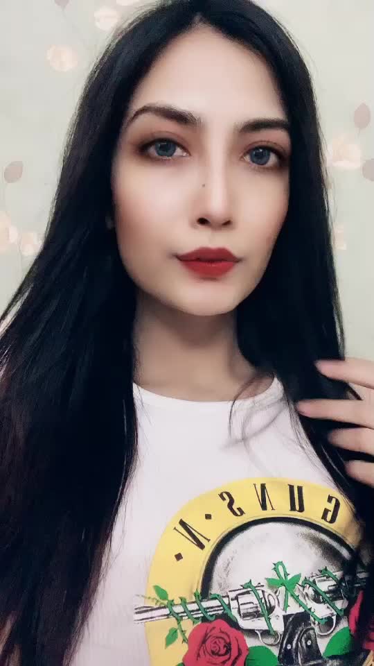 @Arishajofficial