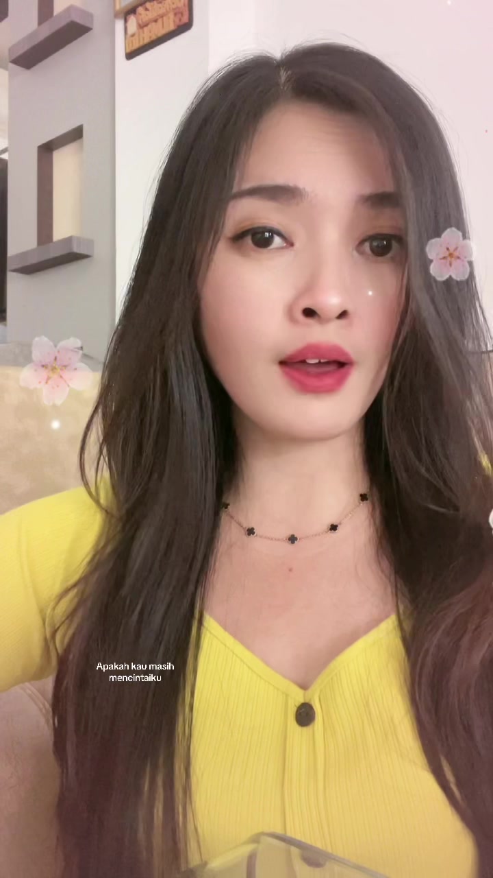 @Maria Yenny
