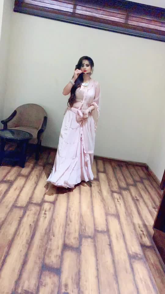 @👑Mannat11122💃🏻