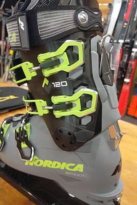 @Ski_mountain