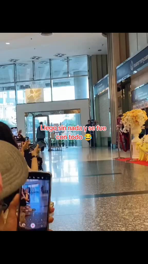 @Ari 🧸 อารี