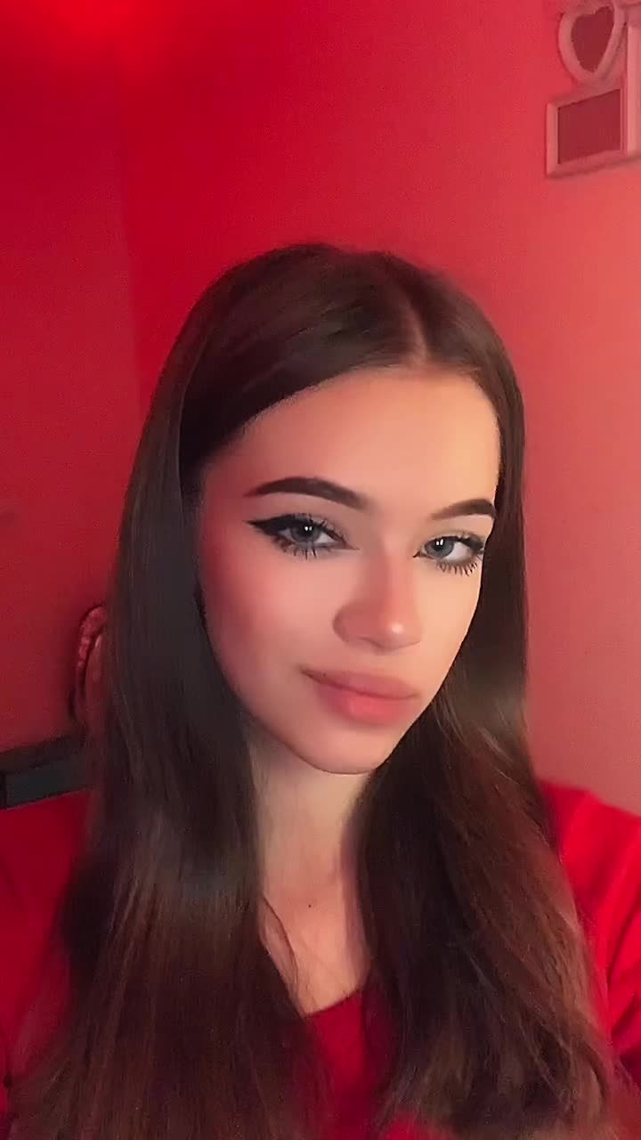 @VLATESSA ✪