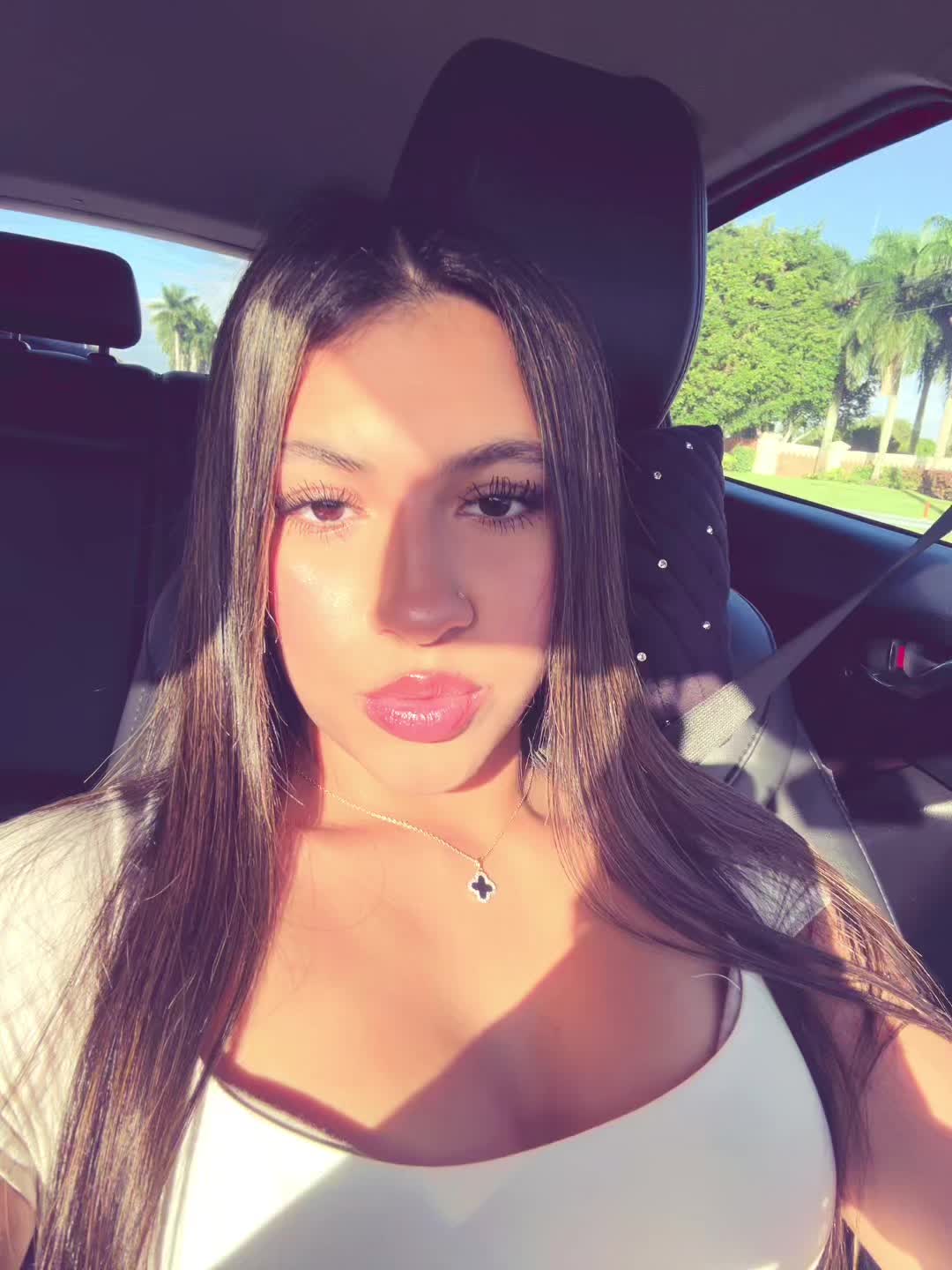 @caminiicolee_