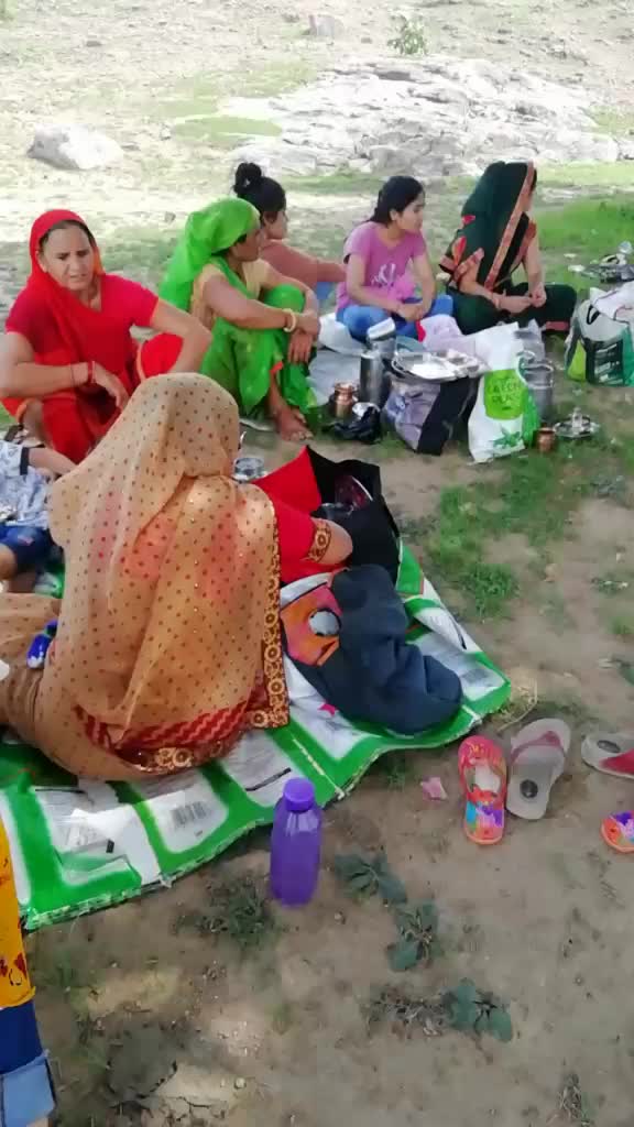 @yadav_riya_๐๐๐