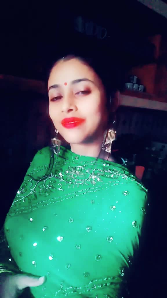 @Paakhi