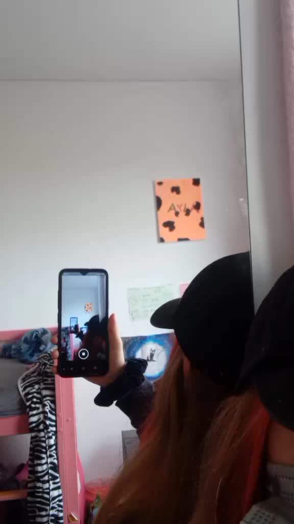 @(: <3