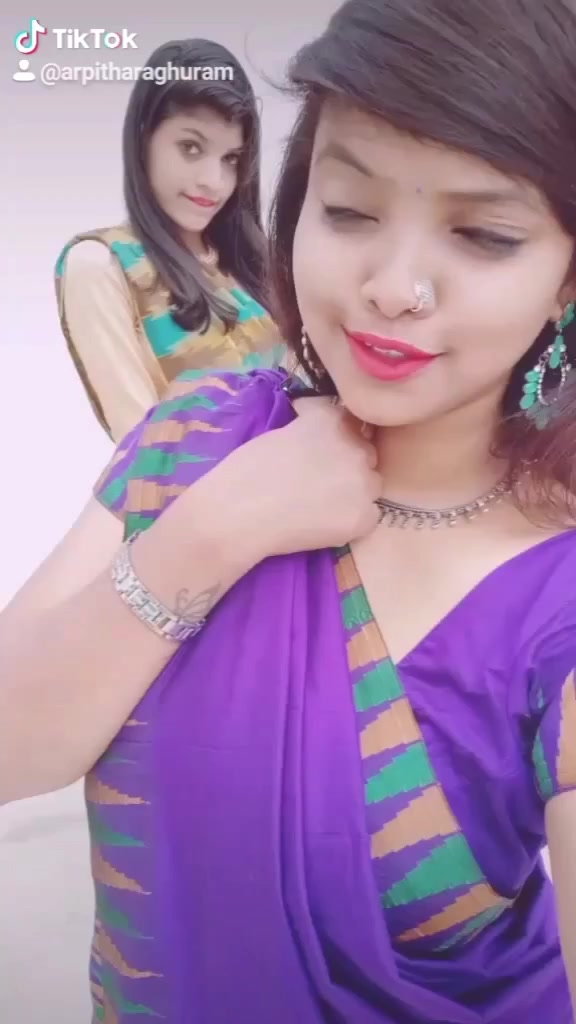 @Niveditha chinnu