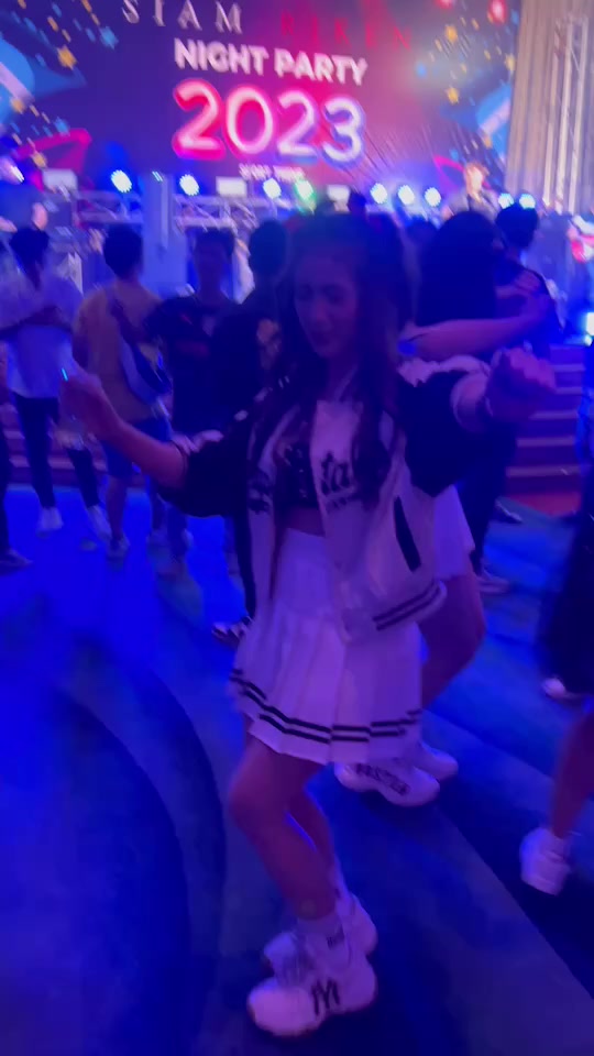 @Nam32355961