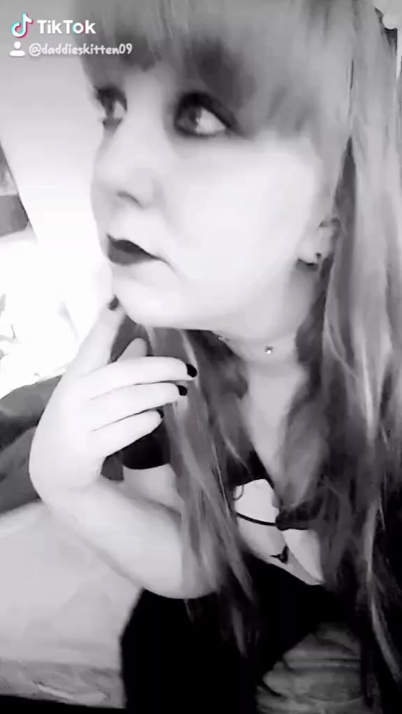 @BlondeKitten