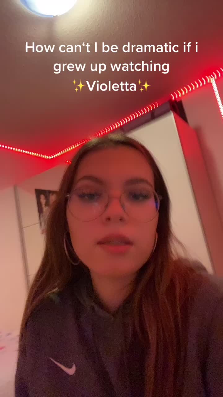 @nicole