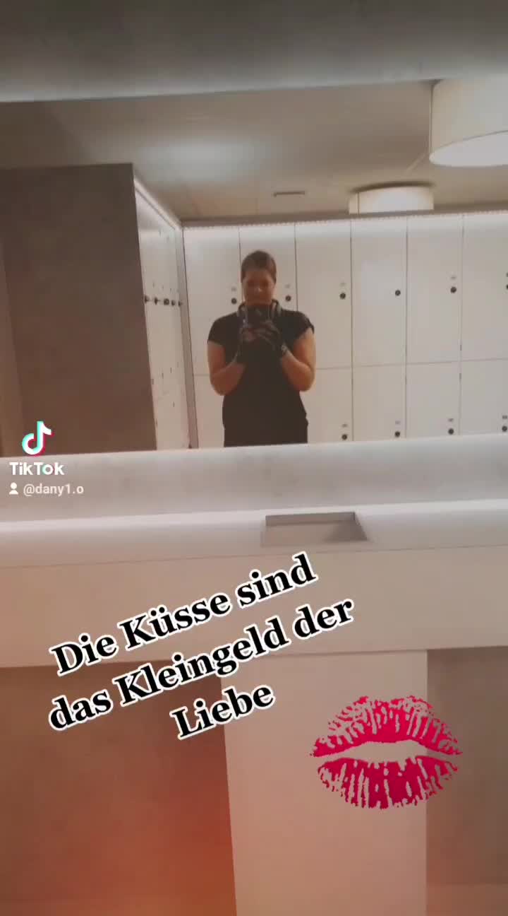 @𝔻𝕒𝕟𝕪ꨄ︎