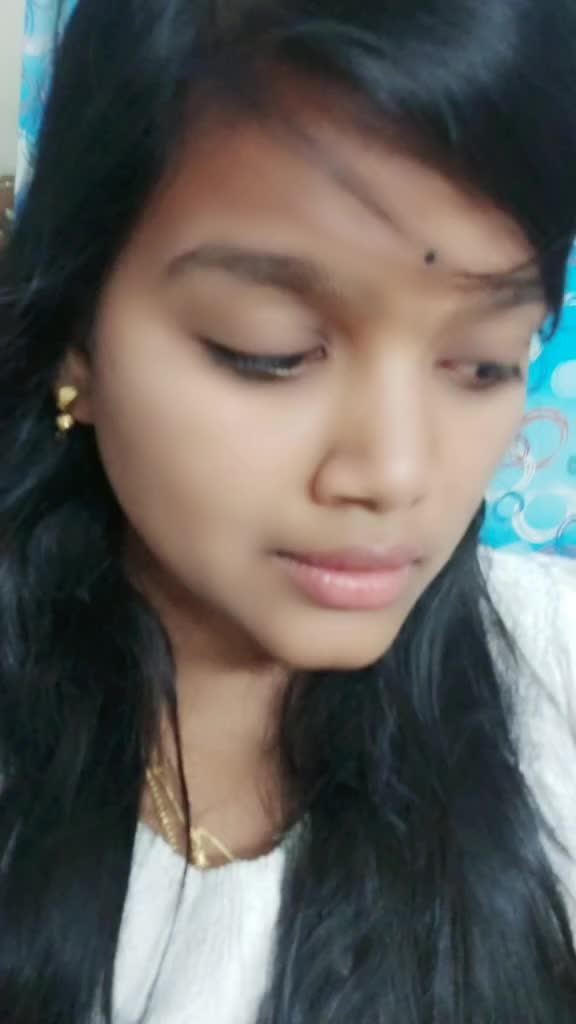 @MOUNIKA😁😁