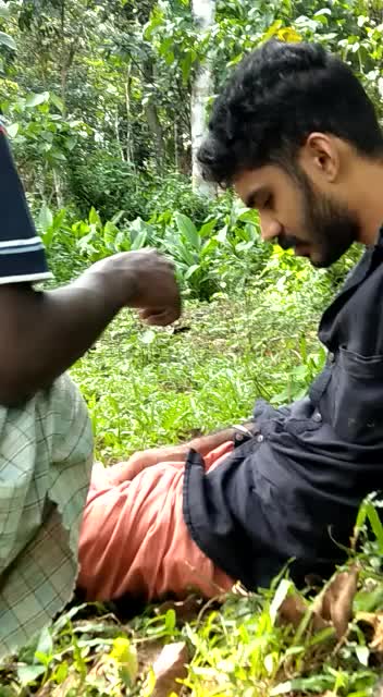 @Rajavinte Makan.."😉