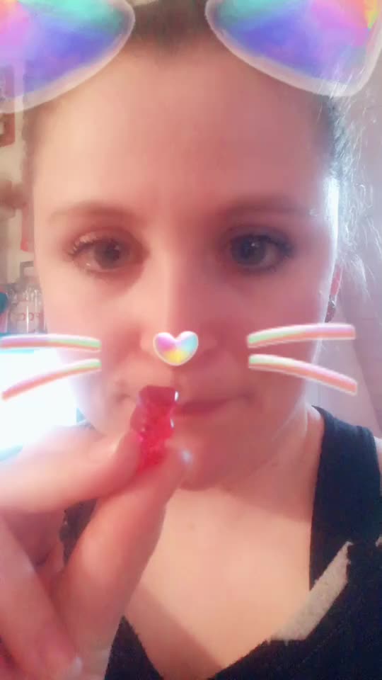 @lilyguggenbuehl