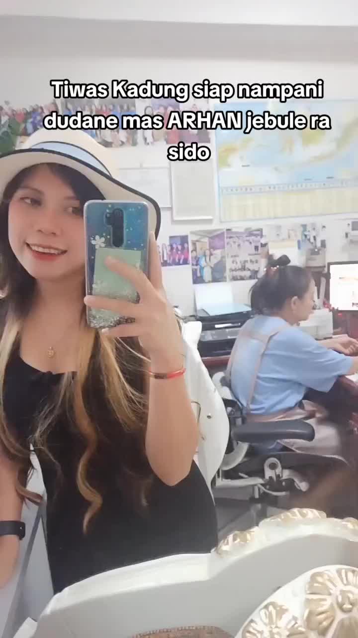 @VhieThathaa