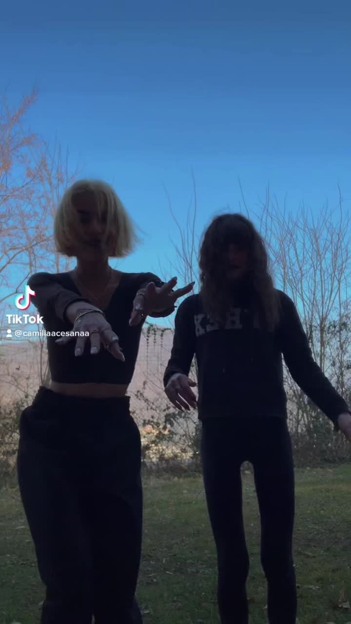 @camillacesana