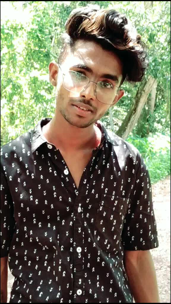 @😋Adarsh Athi😋
