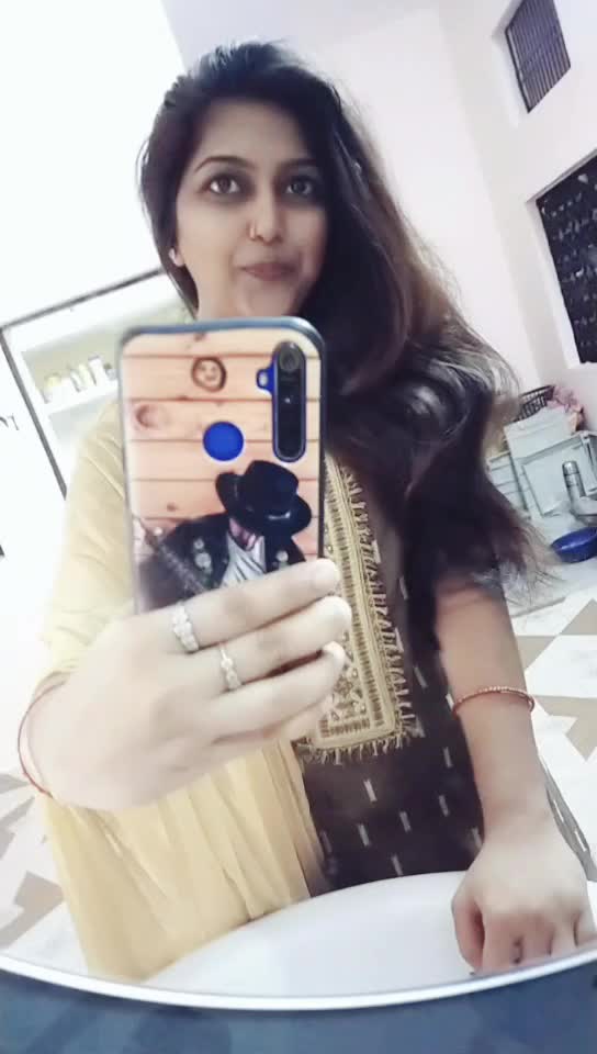 @Divya..Arya😍