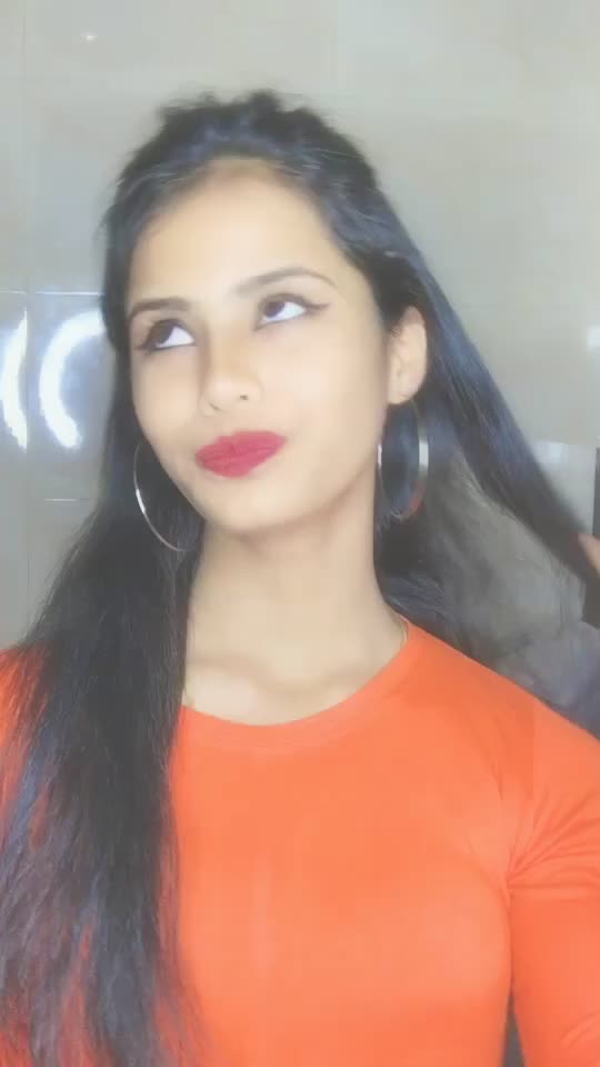@Saloni 💫