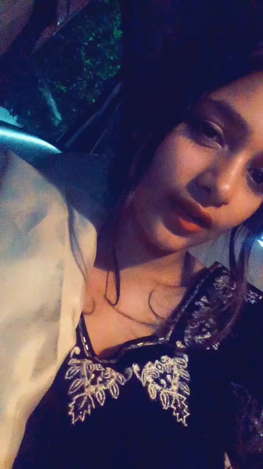 @Ayesha 🔥👑