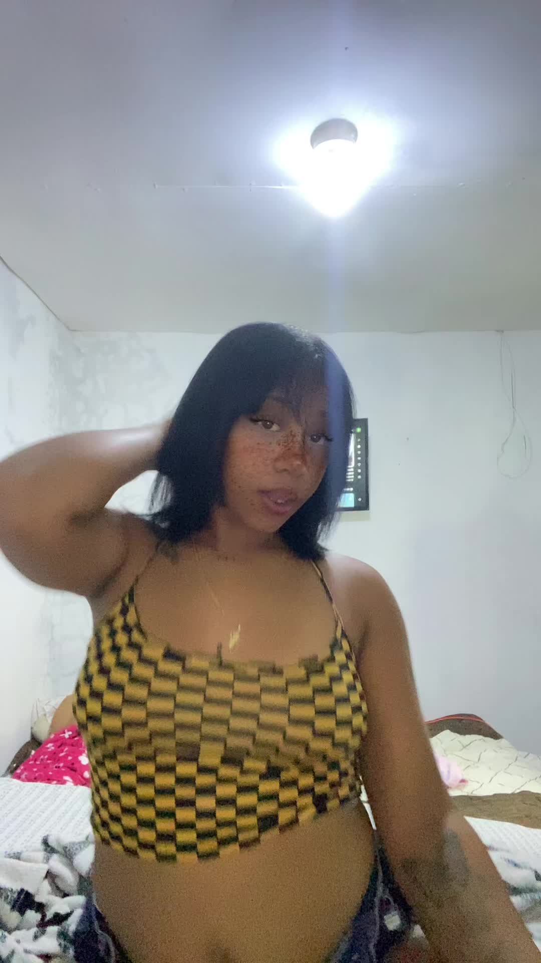 @Britnie Benitez🦋