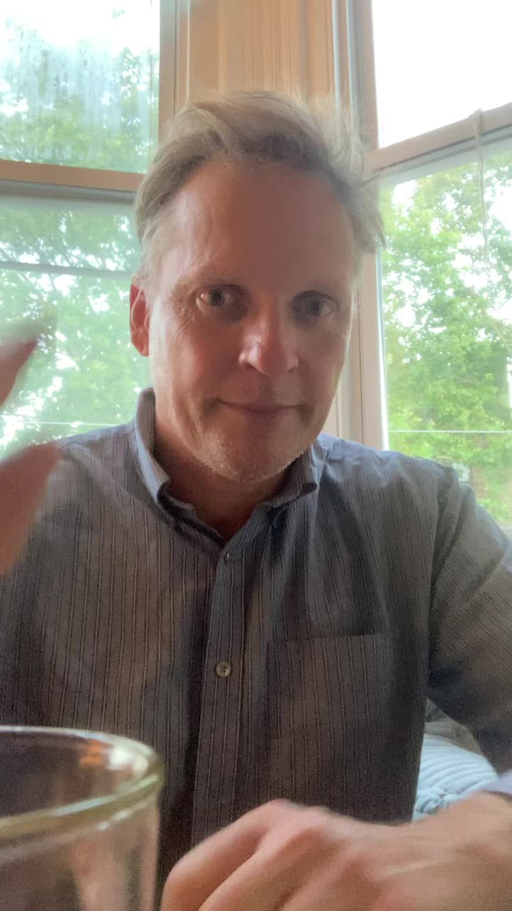 @wineinstrangecups