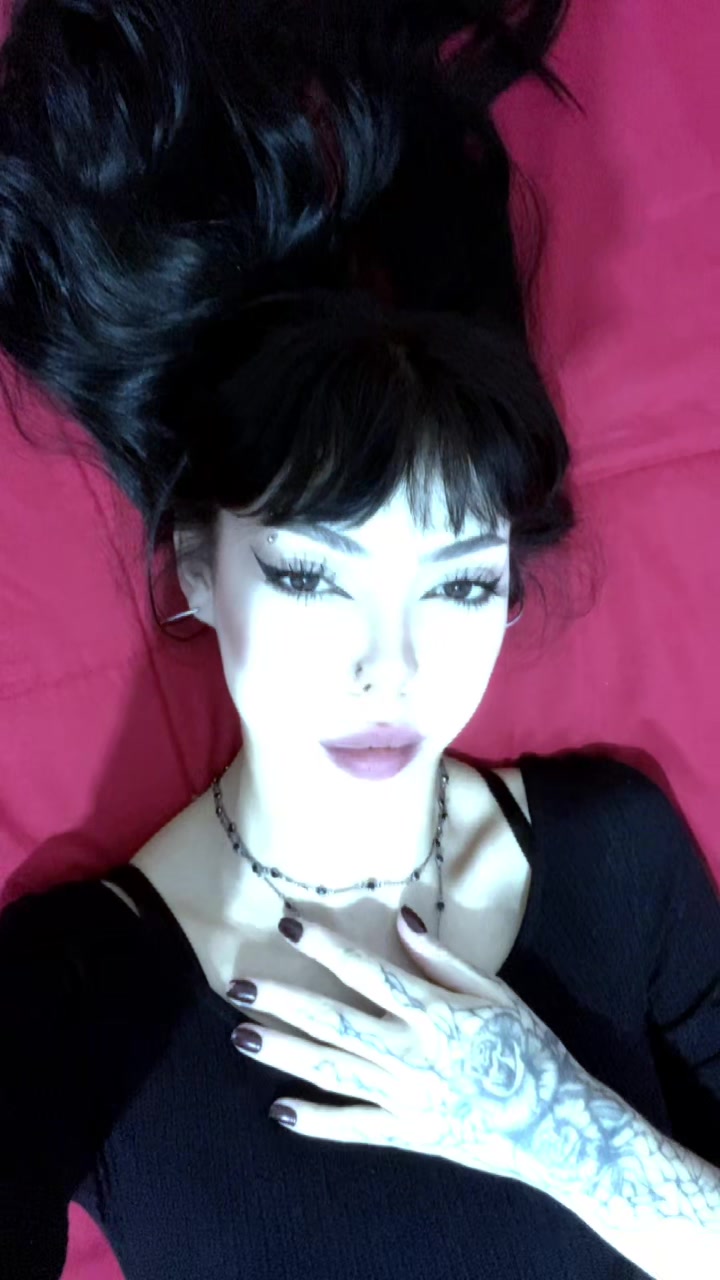@undead.v4ampire_