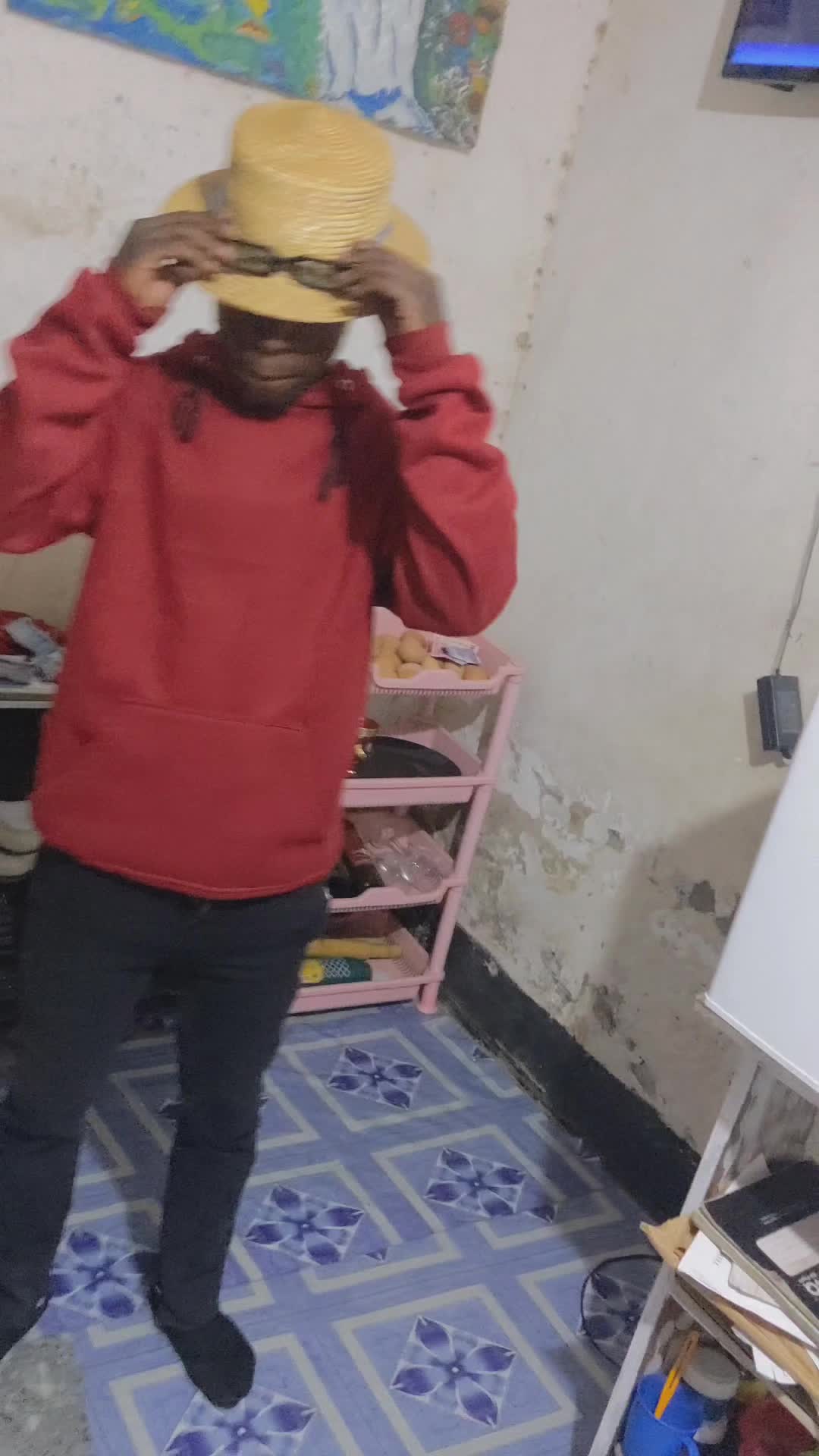 @Hgggg
