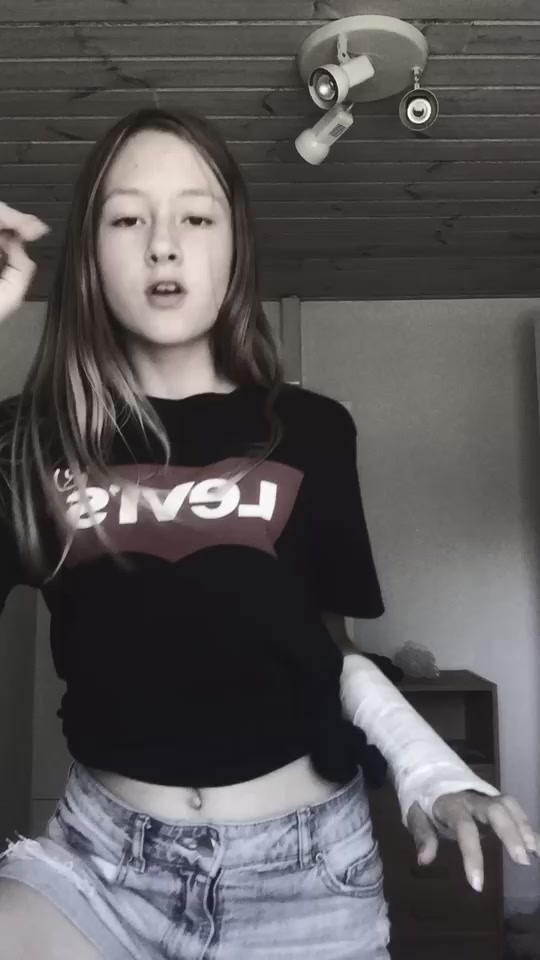 @Den_brækkede_arm
