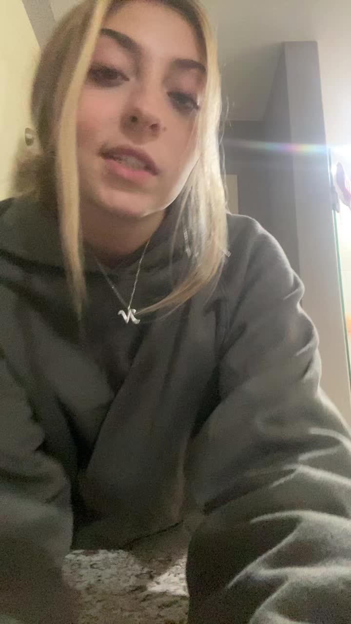 @nikki🫠