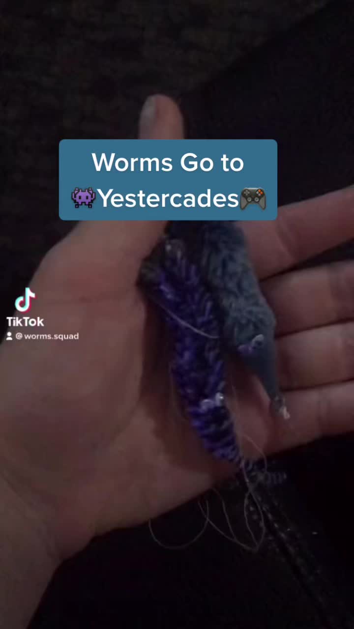 @✨So Cool Worms✨
