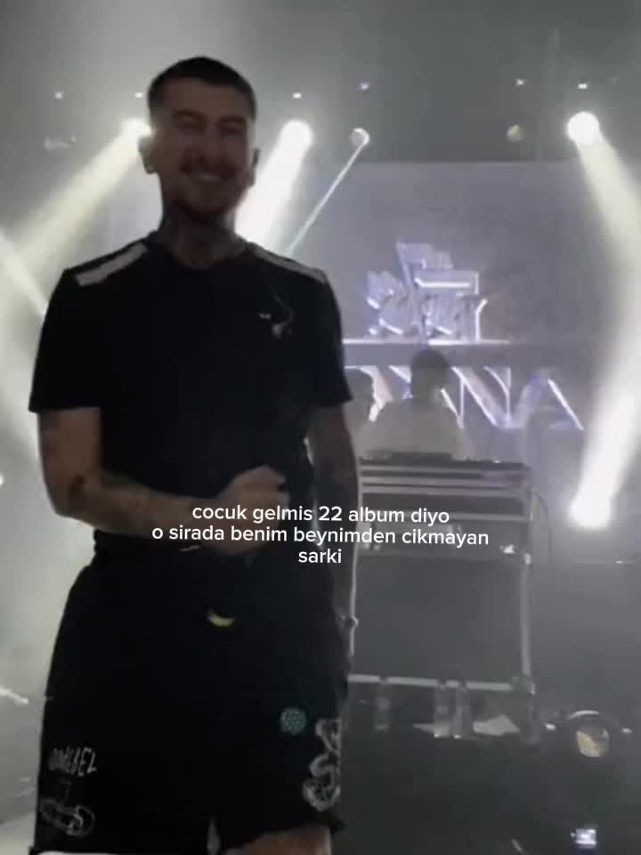 @𝟐𝖒✶