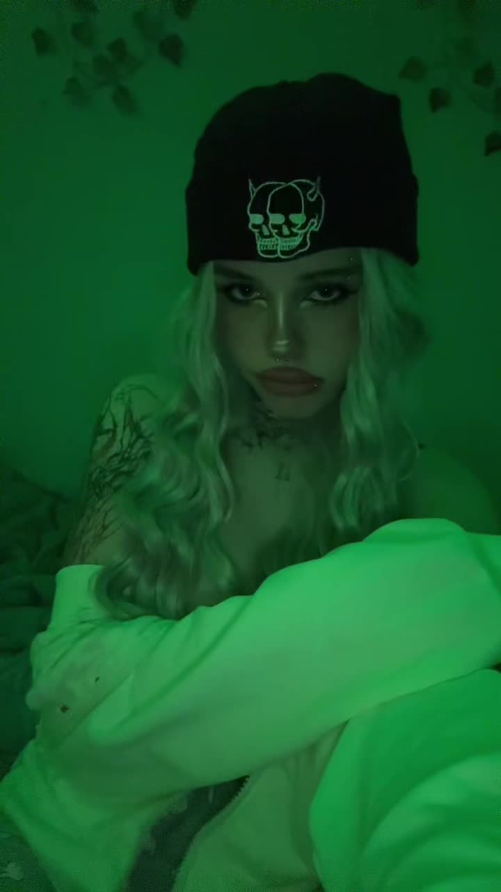 @Tessaovde